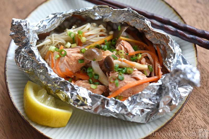 鮭のホイル焼き/フライパンでの簡単レシピ作り方