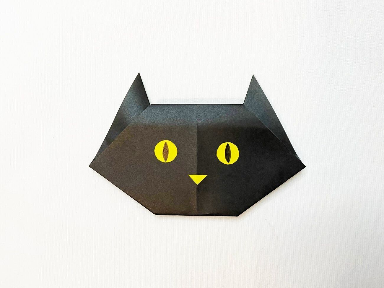 簡単なのにリアルでかわいい猫の折り紙