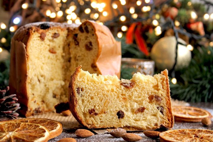 パネットーネ - 伝統的なイタリアのクリスマスケーキ