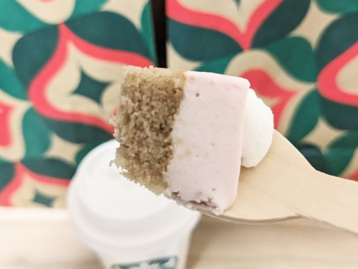 スターバックスコーヒー ストロベリー メリークリーム ケーキ