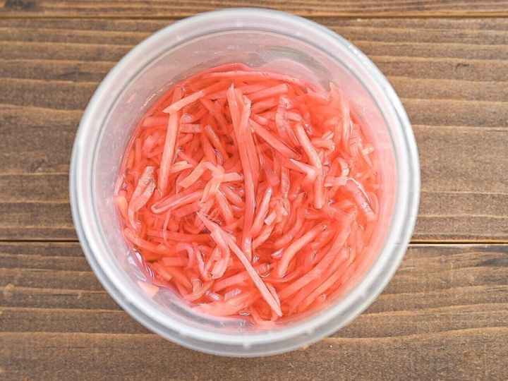 タッパーに入った紅しょうが