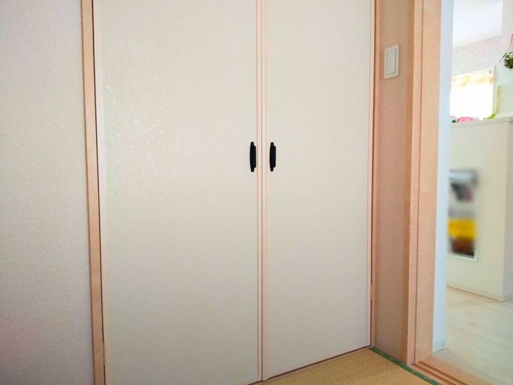 和室の押し入れの扉