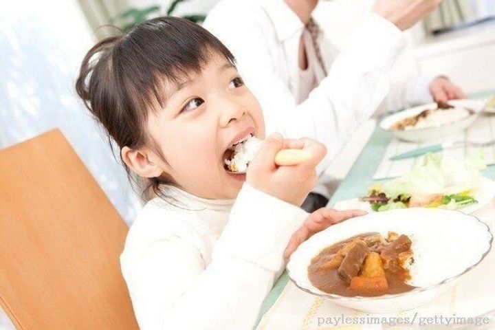 自分で食べる