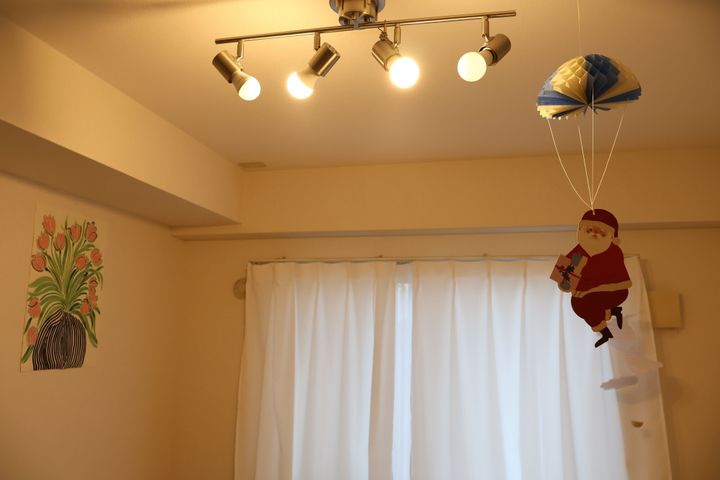 飛ぶサンタクロース