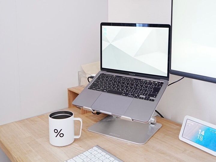 macbookproとマグカップ