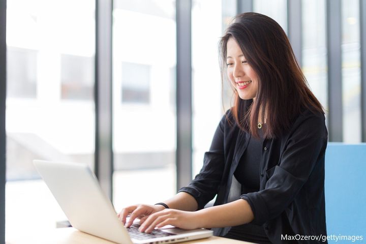 WEBクリエイターとして日々忙しく過ごしている中で、本を出してみたいという夢も実現したい!