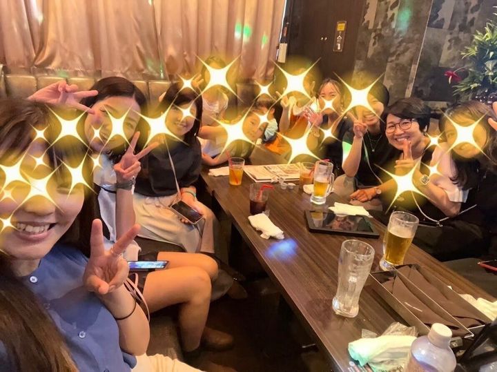 カラオケ屋さんで