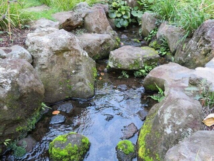 時間は川の流れにたとえられがち