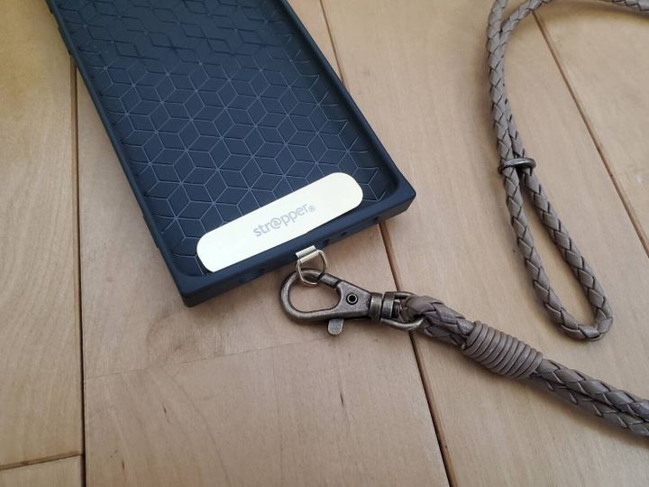 おしゃれで丈夫なスマホホルダーといえばこれ サンキュ Style おしゃれで丈夫なスマホホルダーといえばこれ サンキュ Style