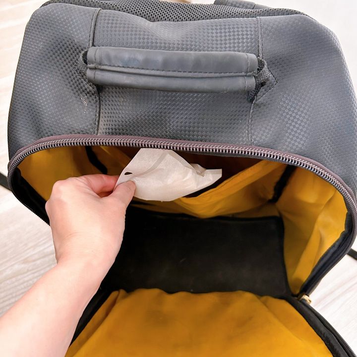 1.スポーツ用品の入ったバッグ