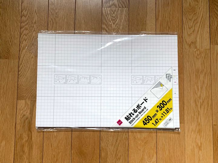 貼れるボード