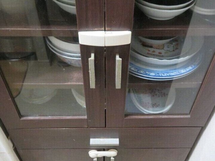 食器棚のロック