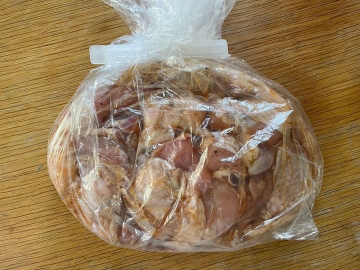 漬け込んだ鶏肉