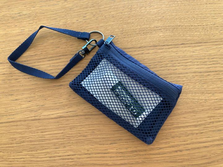 小物入れとして使うポリエステルカードケース