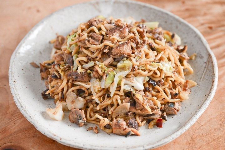 サバ缶焼きそば