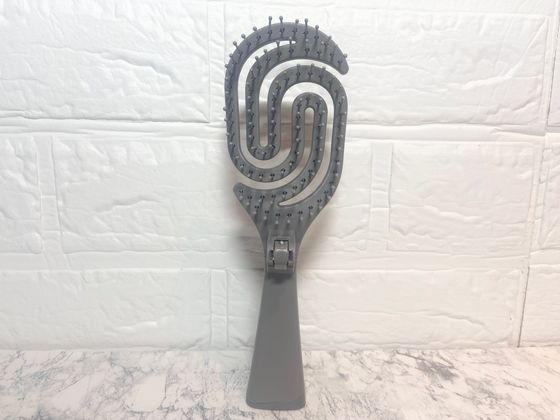 ダイソー 乾きやすいブローブラシ(折りたたみタイプ)