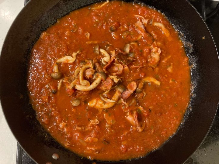 【カルディ】あのトマト缶のパスタソース知ってる?4人家族にちょうどいいボリューム感で家計に大助かり