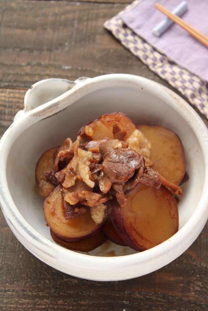 さつまいもと豚肉の煮物