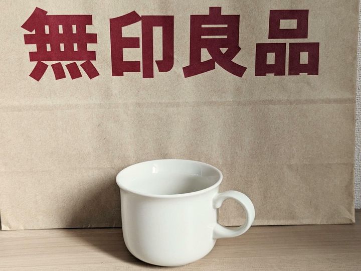 磁器ベージュ カップ 小