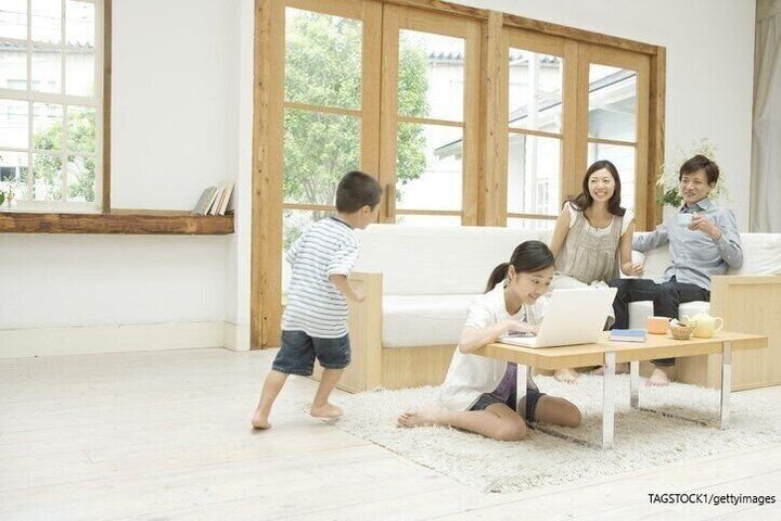 家族仲が良くみんながリビングに集まる家は貯まりやすい