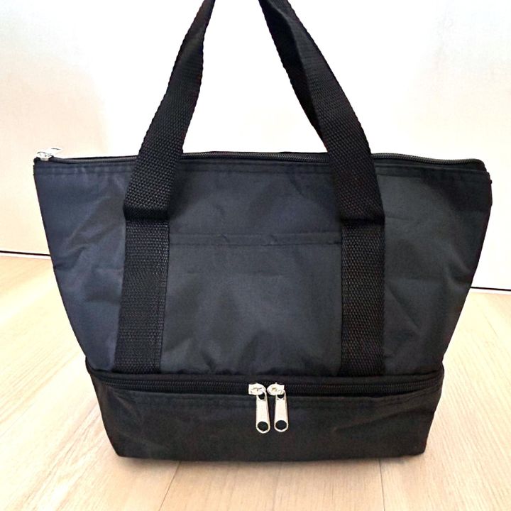 別々に入れられる「ランチバッグ二段式」