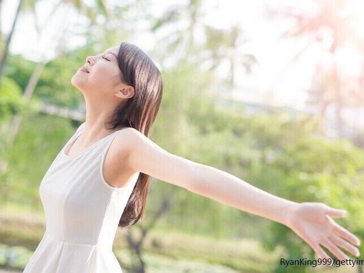 運がいい人はネガティブにとらわれない!急な出費こそ前向きマインド