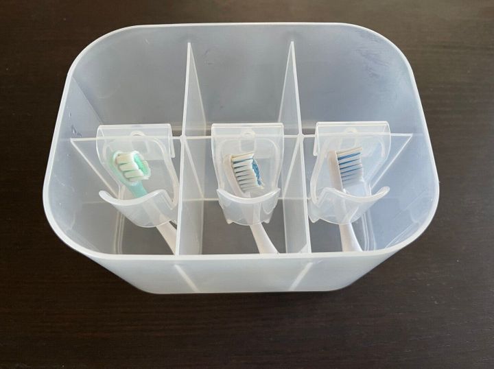 ダイソーの大人気商品を2つ使ってスッキリ 電動歯ブラシ収納 サンキュ Style ダイソーの大人気商品を2つ使ってスッキリ 電動歯ブラシ収納 サンキュ Style