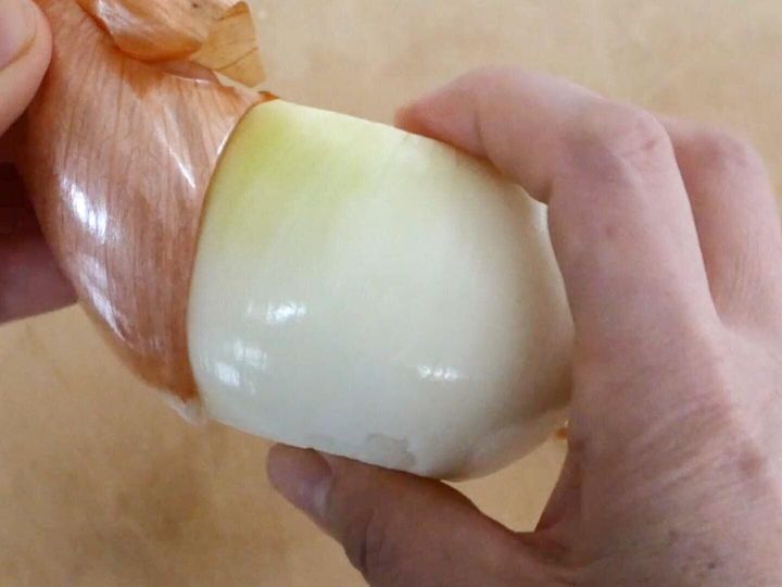 玉ねぎの皮むき