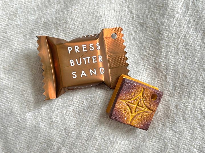 プレスバターサンド 栗 カプセルトイ