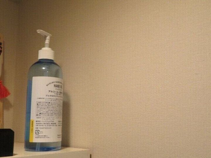 落ちると大惨事&使用頻度が低いものはかけない収納