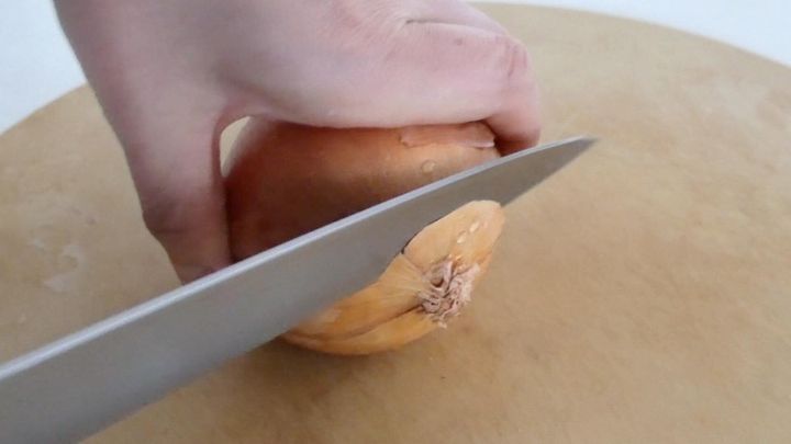 玉ねぎの皮むき