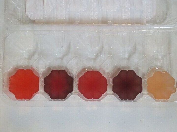 紫野菜ジュースの色変化