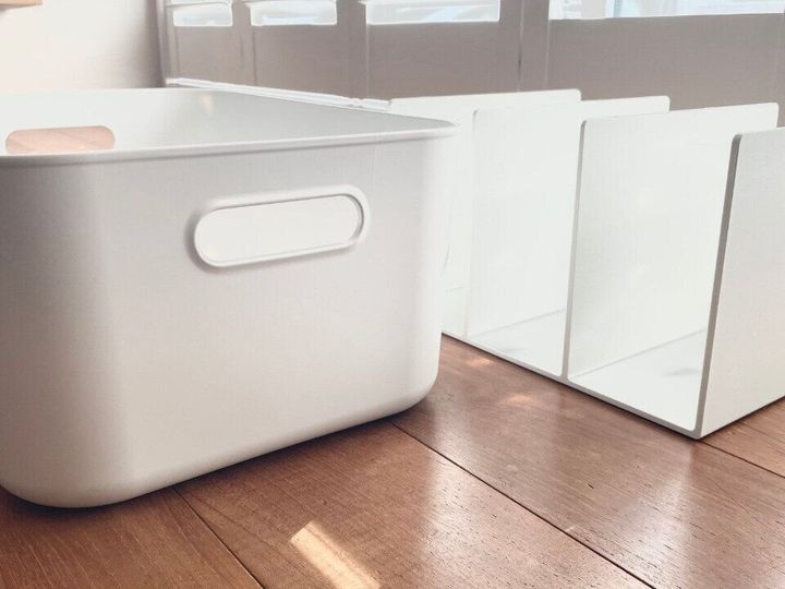 無印良品ポリエチレンケースと仕切りスタンド