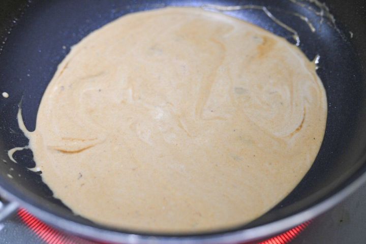 鍋に入ったココナッツミルク