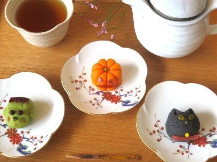 【シャトレーゼ】唯一無二の顔を選んで!ハロウィン風和菓子三役そろい踏み