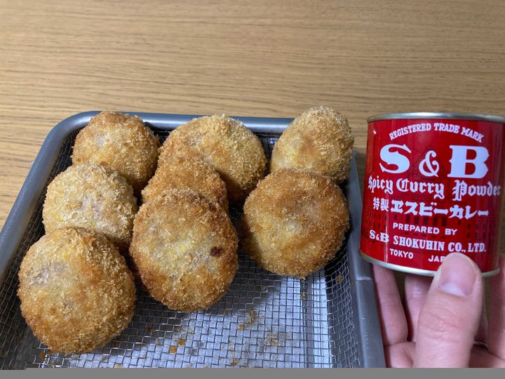 メンチカツとカレー粉