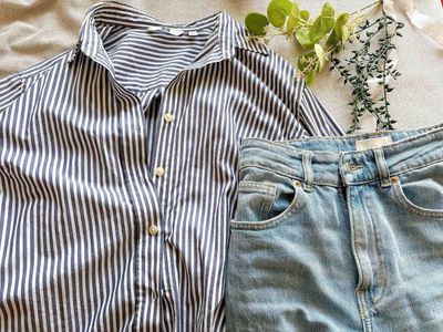ストライプシャツとデニム