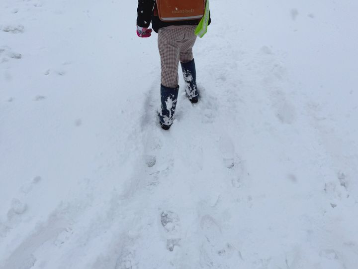【豪雪地帯住み】歩道は危険との隣り合わせ!子どもの付き添いをしてわかった雪の日の危険ポイント3選