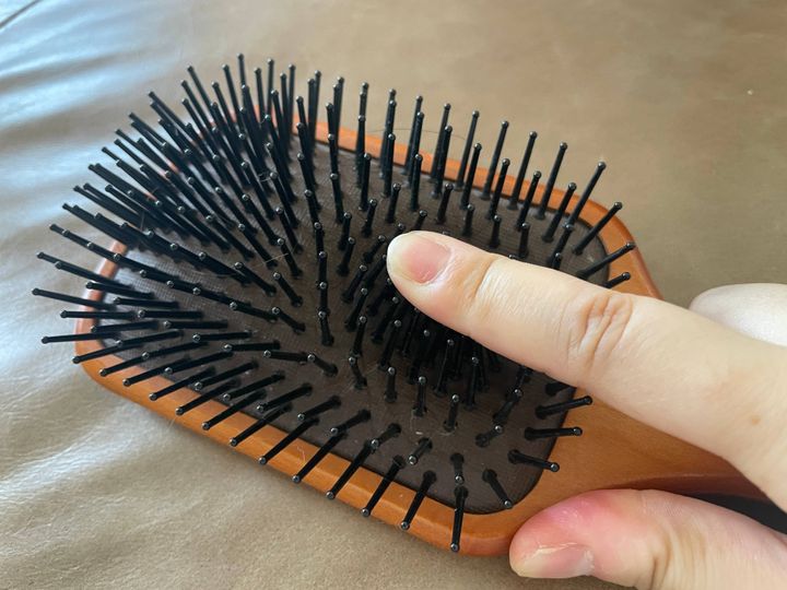 パドルブラシの表面