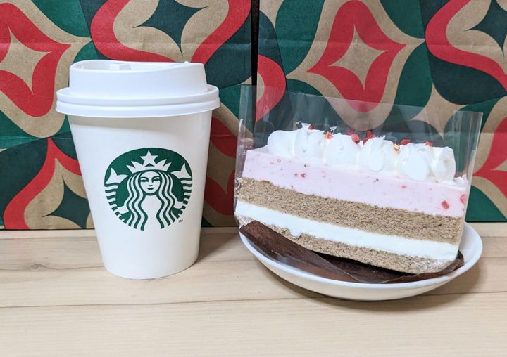 スターバックスコーヒー ストロベリー メリークリーム ケーキ