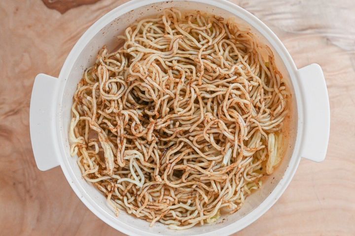 加熱前の焼きそば