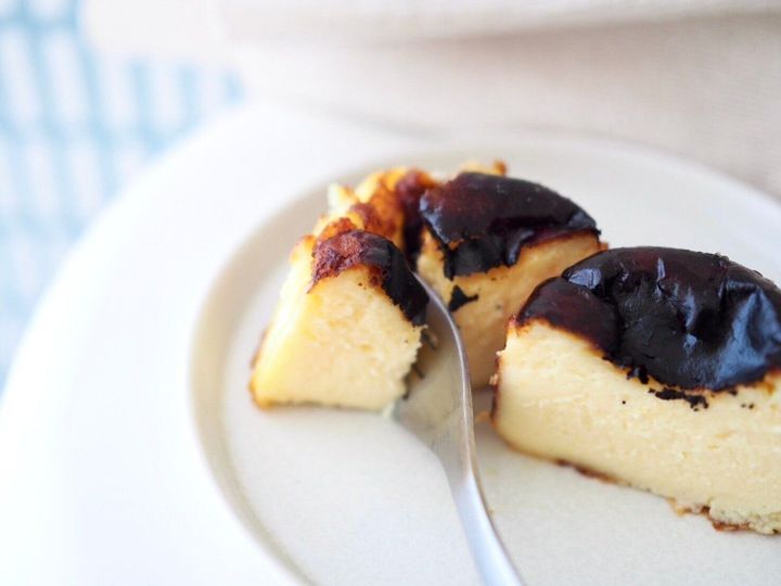 シャトレーゼ「半熟ガトーフロマージュ」断面写真