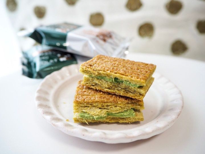 名古屋お土産「シュガーバターサンドの木 お抹茶ショコラ」断面写真