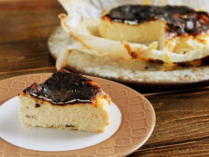 材料費約500円 混ぜて焼くだけバスクチーズケーキ サンキュ Style 材料費約500円 混ぜて焼くだけバスクチーズケーキ サンキュ Style