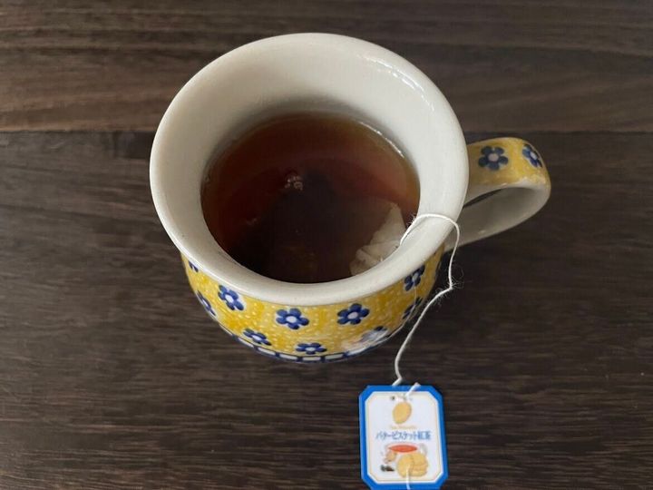 バタービスケット紅茶を淹れたところ