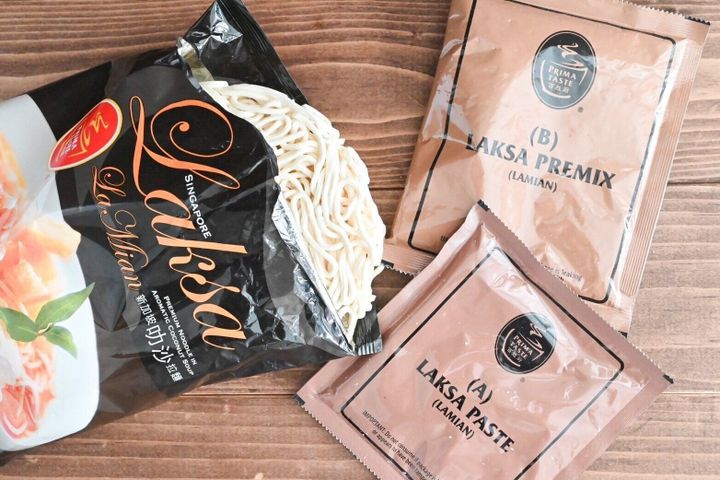 ラクサラーメンの中身