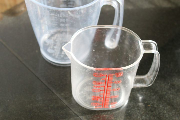 計量カップ