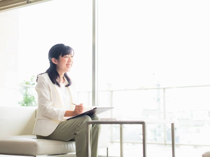 女性ファイナンシャルプランナー