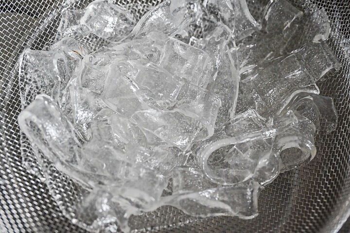 ザルに上げたタンミョン