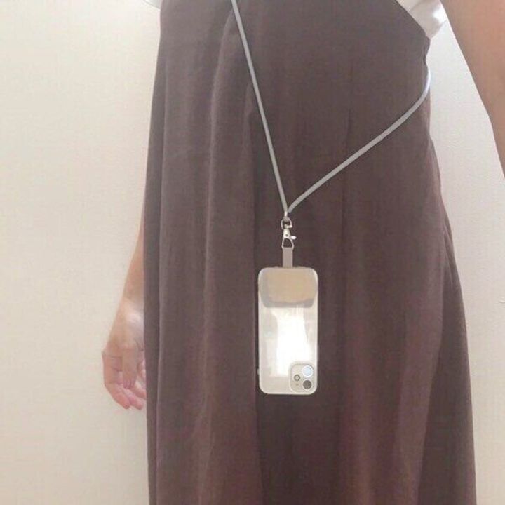 キャンドゥ スマホで 手がふさがる問題 を110円で解決できますっ サンキュ Style キャンドゥ スマホで 手がふさがる問題 を110円で解決できますっ サンキュ Style